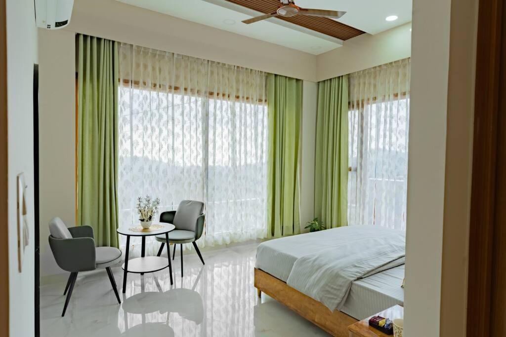 The Sage Villa - Luxury Homestay In Dehradun Ngoại thất bức ảnh