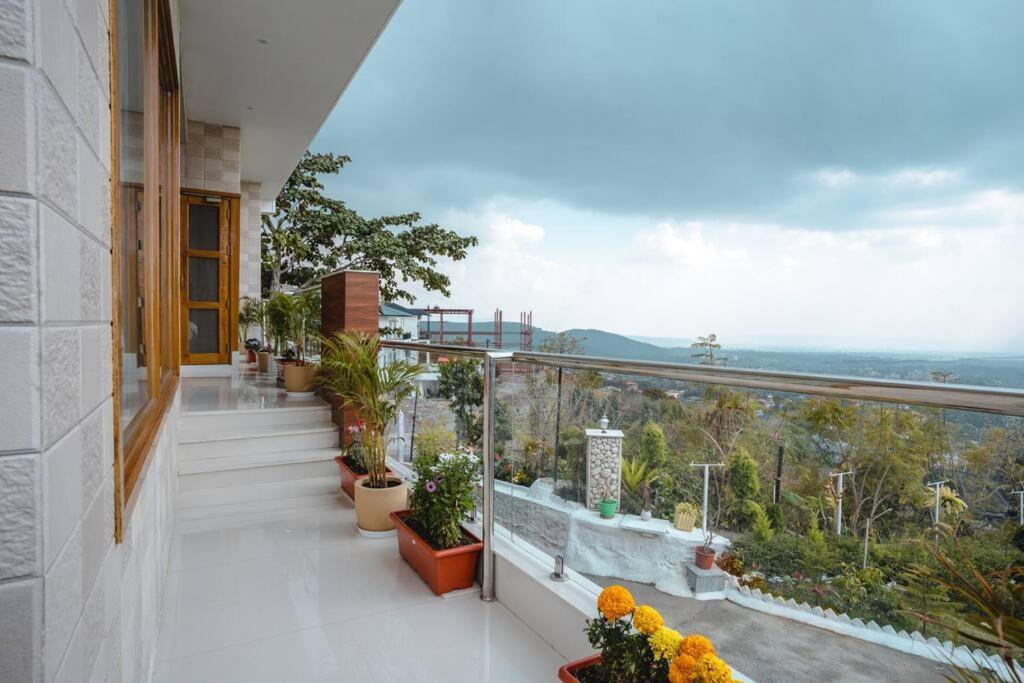 The Sage Villa - Luxury Homestay In Dehradun Ngoại thất bức ảnh